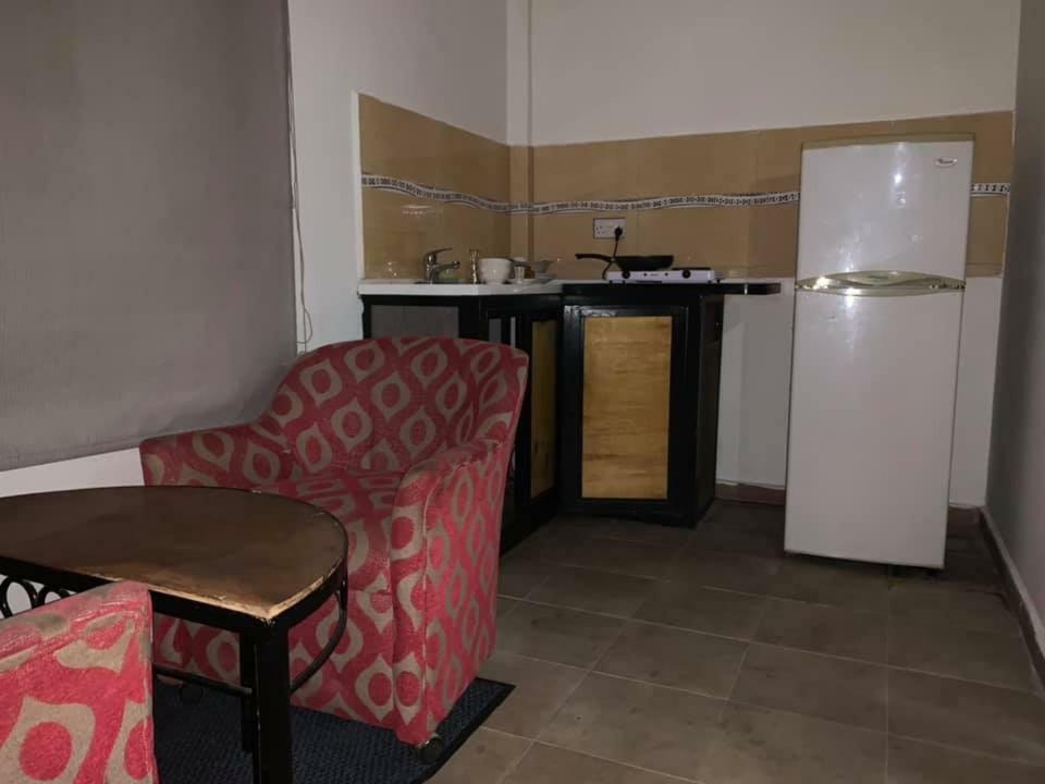 Vlv International Guest House 克罗里 外观 照片